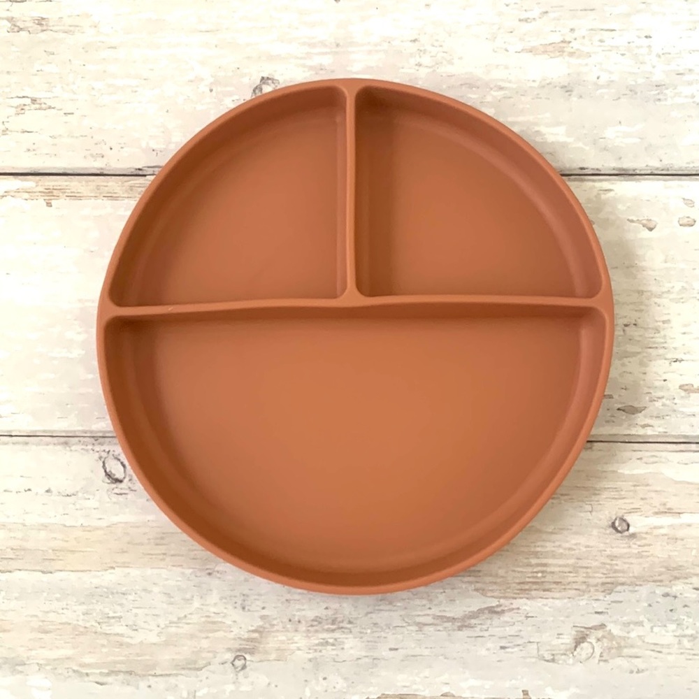Mushie Silicone Kids 8in Divided Suction Plate Sweet Potato Orange Brand NEW